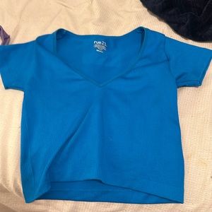 Blue cropped T-Shirt